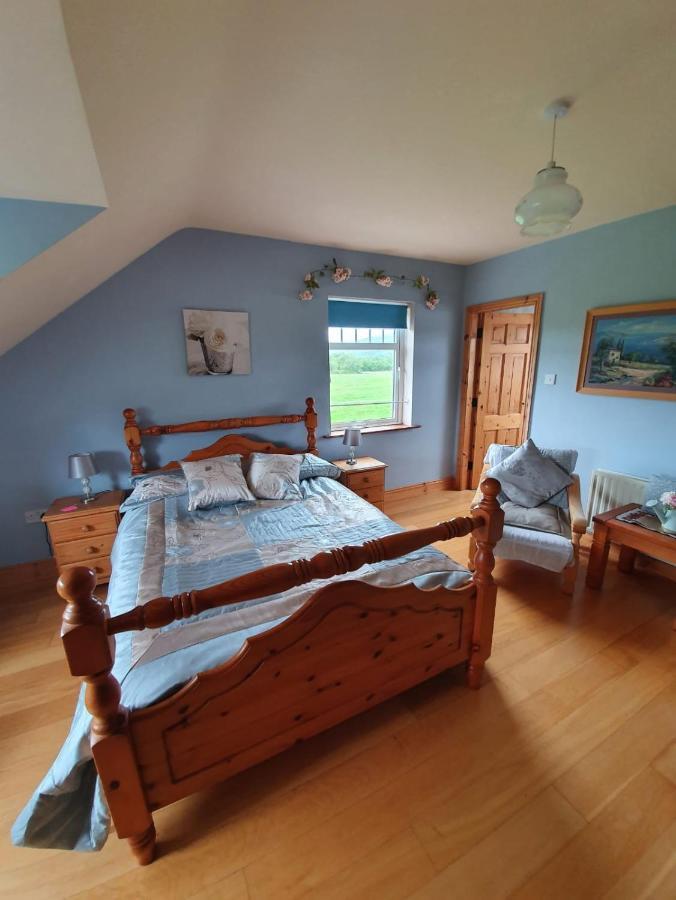 Wild Atlantic Stays Castlemaine Kültér fotó